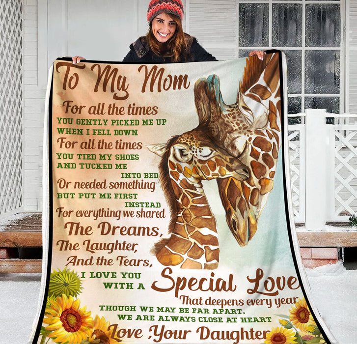 Personalized To My Mom Giraffe Fleece Blanket From Daughter I Love You With A Special Love Great Customized Gift For Birthday Christmas Thanksgiving Mother's Day